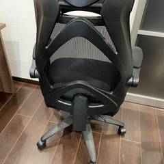 【2/22〜24に受け取れる方500円払います】  devaise オフィスチェアの画像