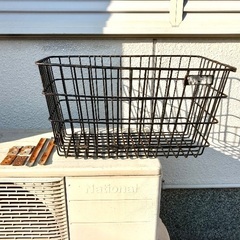 完売御礼　☆ 新聞配達　巨大なフロントバスケット　一応金具もあります。