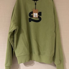 【新品未使用】stussy トレーナー
