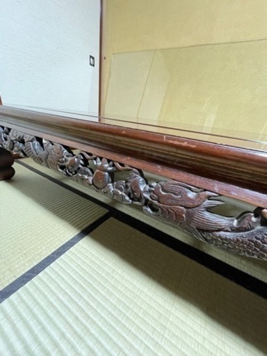 木製彫刻入り座卓欲しい方値段交渉OKです！ 2025年最新】座卓 彫の人気アイテム - メルカリ