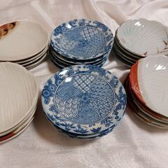 まとめて小皿　30枚　中古の画像