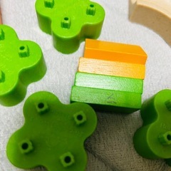 【差し上げます】wonderworld 組立木製玩具 Trix Trackサファリトラック の画像
