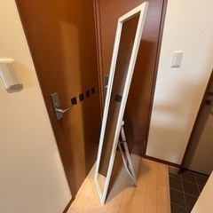 スタンドミラーの画像