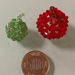 本物　りんご　swarovski メロン　スワロフスキー　りんご　キーホルダー　バッグチャームの画像
