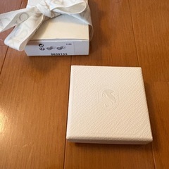SWAROVSKI スワロスキー ピアス ピンク💖の画像