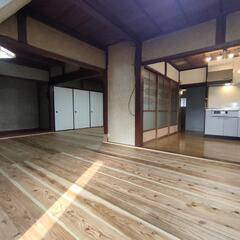 お得🉐敷金礼金無料🎈長浜市木之本町　駐車場６台　シャッターガレージ付きの戸建て住宅 - 長浜市