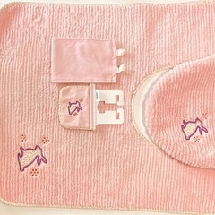いつもリラックスしたい　ピンクのトイレ4点セット　