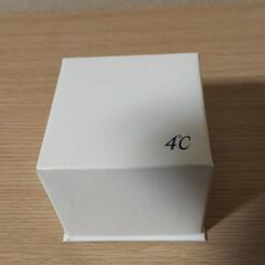 ●中古★４°C ジュエリー ネックレスボックス★ケース・ホワイト●の画像