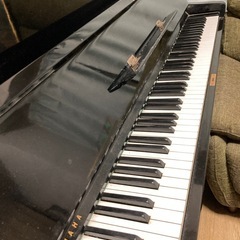 ビンテージ　1960s アップライトピアノ　ヤマハの画像