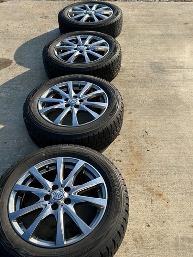 【最終価格！】スタッドレスタイヤ