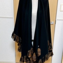 ✨FENDI   カシミアとファー大判ストール✨の画像