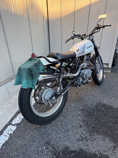 ヤフオクにて売れましたHONDA シルクロード　実働　レストアベース