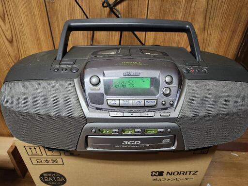 Victorの3CDチェンジ2カセットラジカセ