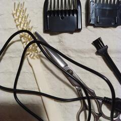 【お早めに！最終価格】ワンちゃん用トリミングセット　ヘアケア・爪切りなど　美品の画像