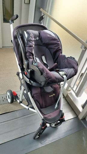 ベビーカーとチャイルドシートのセット
