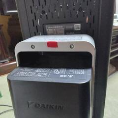 ダイキン赤外線暖房機ERFT11W-H　2019年制の画像