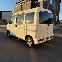 24年式/ハイゼットカーゴ/デラックス/ハイルーフ/ルーフシェルフ/4速AT/パワーウィンドウ/タイミングチェーン/ヘッドライトレベライザーの画像