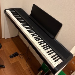 美品！！電子ピアノKORG B2 BK＋専用スタンド ＋ペダルの画像