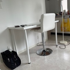 IKEA テーブルの画像