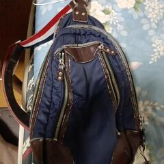 BEAMS HEARTのショルダーバッグ