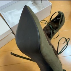 ダイアナ 新品 ファー パンプスの画像