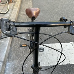 『ＳＡＬＥ　３０％』　折りたたみ自転車　２０インチ　6変速　カゴ　付き　黒　配達可能