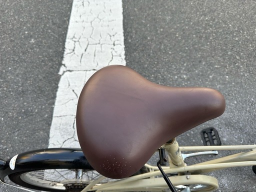 『ＳＡＬＥ　３０％』　折りたたみ自転車　２０インチ　6変速　カゴ　付き　配達可能