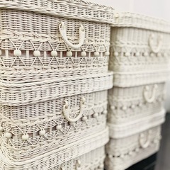 【定価36000円/楽天市場⭐︎4.7】ホワイトラタン蓋付きバスケットの画像