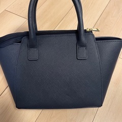 & chouette ネイビー バックの画像