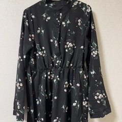 新品　ワンピース　黒　Sサイズ