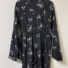新品　ワンピース　黒　Sサイズの画像
