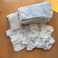 赤ちゃん　布おむつ　新品未使用あり　50.60.70 
9枚セットの画像
