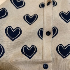 セレクトショップ購入✨定価7,000円程✨ハート柄ニットカーデ✨の画像