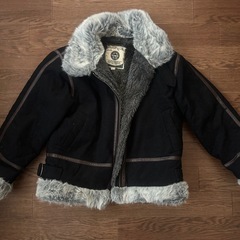 女の子130cmジャンパ−