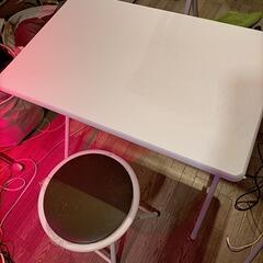 ニトリの机と椅子 無料です！！