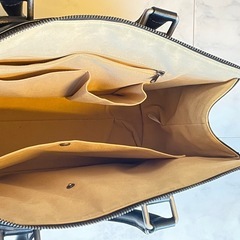 GUANG TONG ビジネスバックの画像