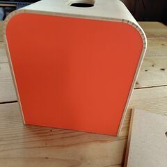 木製トイレットペーパー ケース ティッシュ代わりに 曲げ木の画像