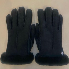 UGG ブラック スエード 手袋 ファー付き　サイズＬ