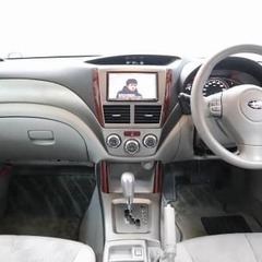ミニバン・SUV・セダン・軽・コンパクトっとあなたの希望車種に合わせて当店のスタッフが柔軟にご提案！是非ご来店を！/スバル フォレスター 　２．０ＸＳの画像