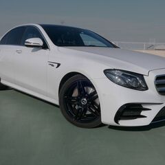 メルセデスベンツ　Eクラス　e220d  アバンギャルド　スポー...