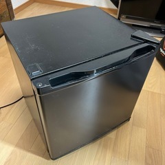 小型冷蔵庫