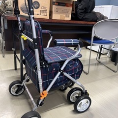 介護用品　手押し車　シルバーカー