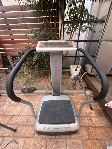 ダイエットトレーナーエフェクト　DT-1 フジ医療器　ブルブルマシーン