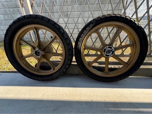 KZ1000 MK2 純正タイヤ