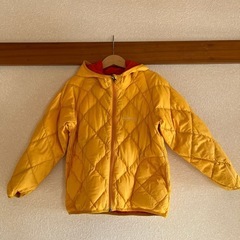  mont-bellキッズアウター リバーシブルの画像