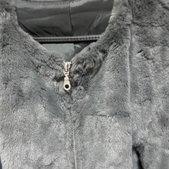 gu ファージャンパーの画像