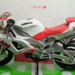 マイストバイクモデル完成品1/18ヤマハYZF-R1 中古