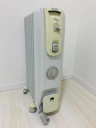 オイルヒーター　DeLonghi
