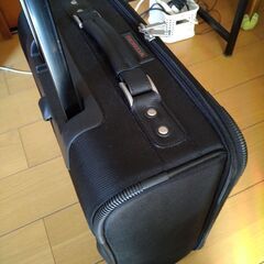 （取引中）キャリーバッグ　ほぼ未使用　無料で差し上げます。の画像