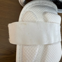 ホワイトエルボーガード フリーサイズの画像